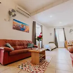 شقة Gelmif بيرغو